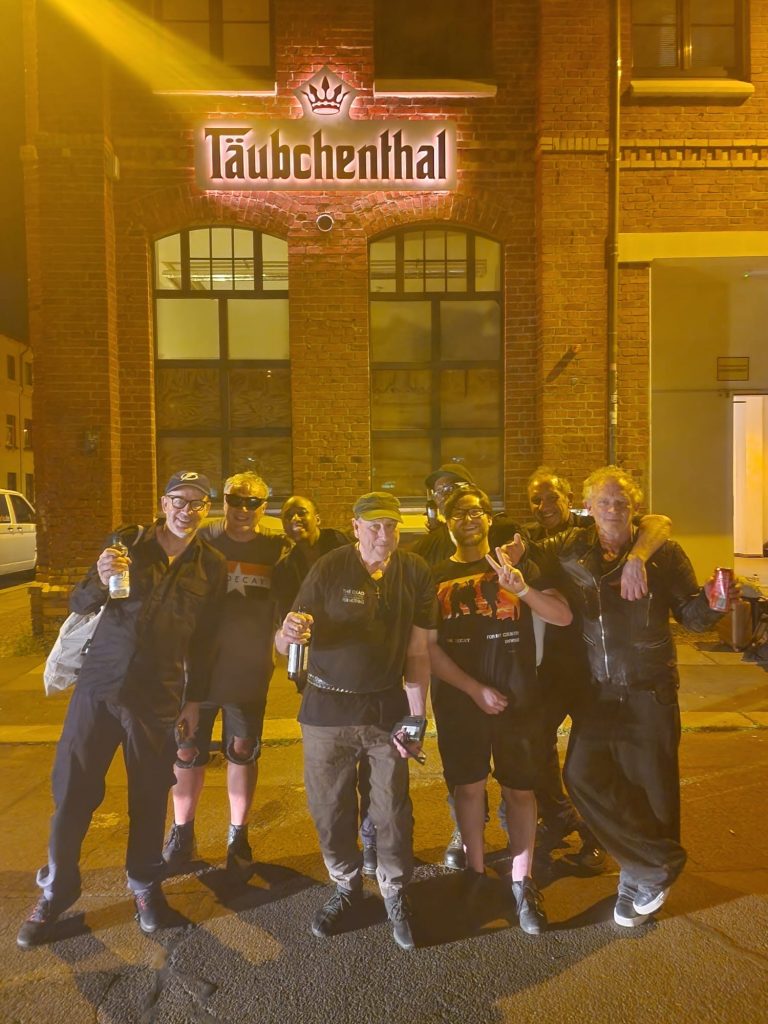 Outside Taubchenthal post gig. Pic by Che